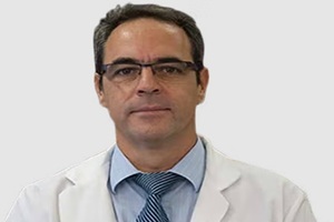 Dr. Luis Javier Roca Ruiz