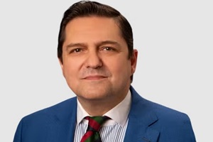 Dr. Miguel Ponce López
