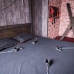 Escape room - Habitación de un juego de acción con enigmas y pruebas en una de las mejores escape room en Sevilla