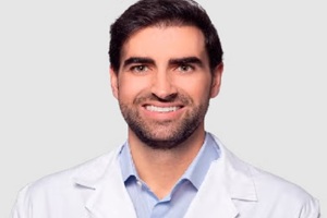 Dr. Rafael León Montañés