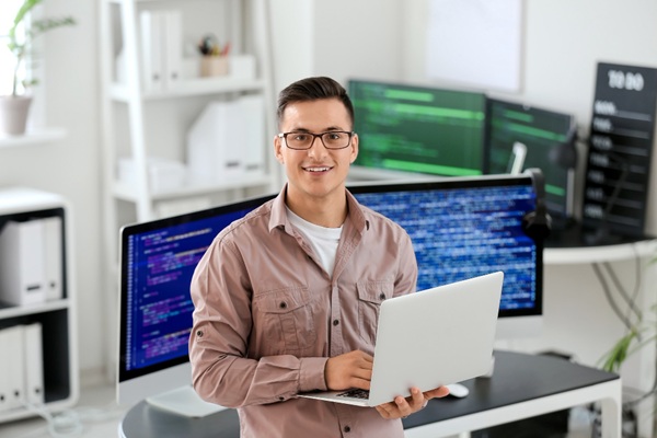 Estudiante graduado en Ingeniería de Software