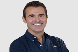 Dr. Mario Redondo Vázquez