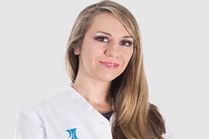 Cirujanos de rinoplastia - Dra. Ana Martínez Padilla