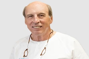 Especialistas del sistema digestivo - Dr. Tomás Santa-Cruz González
