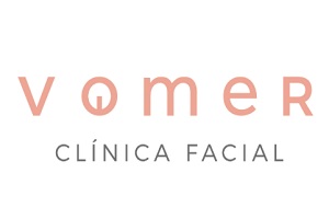 logo de la Clínica Facial Vómer